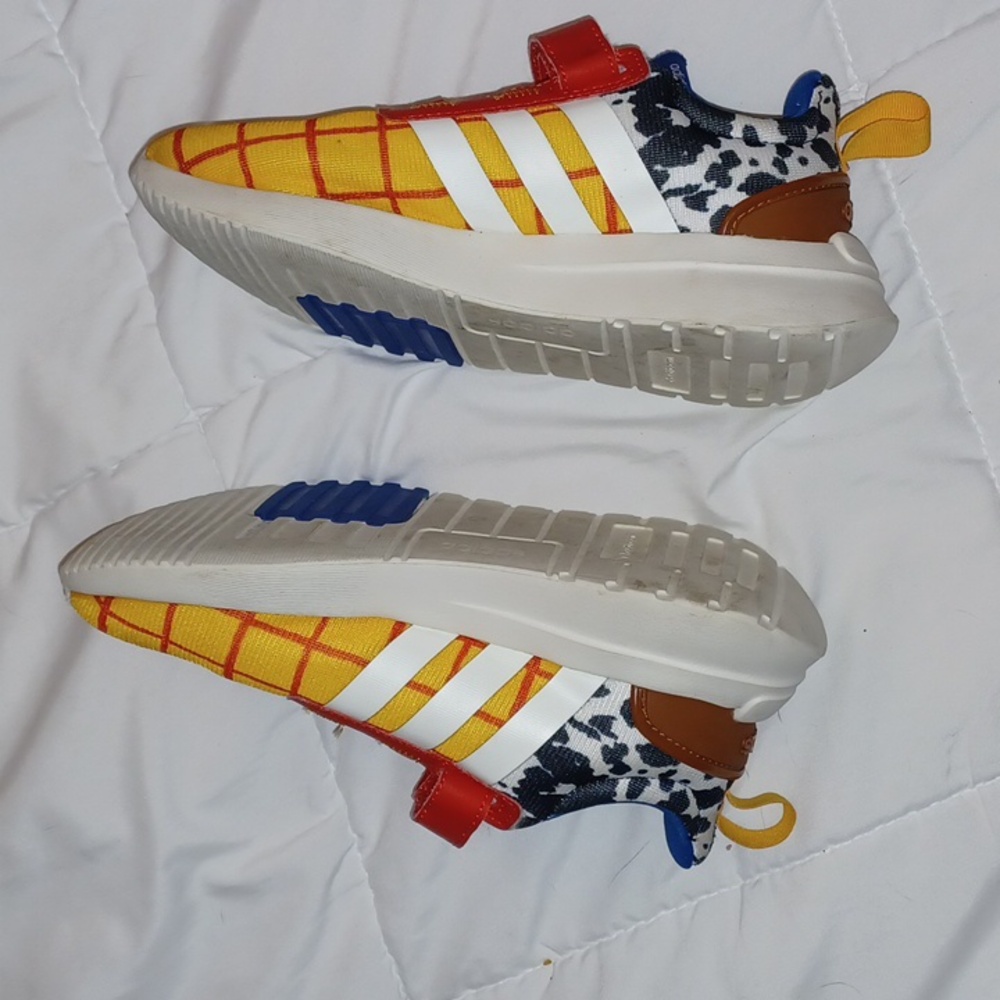 Adidas Kids Size 2 - Disney WOODY Shoes - Picture 5 of 5